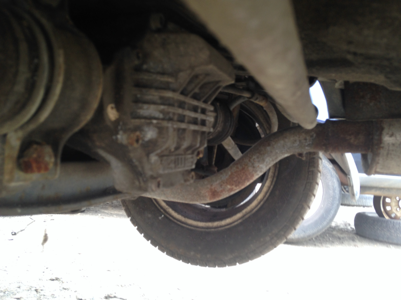 Rear steering rack for a 1991 Prelude Si 4WS.